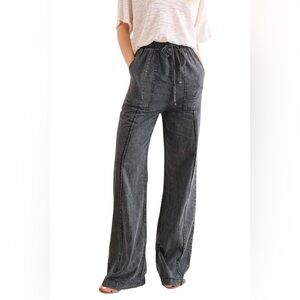 AndTheWhy Black/Gray Chambray Pants, size S